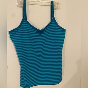 Under Armour Aqua and Light Blue Striped Heat Gear Built in Bra Tank Top Size XL